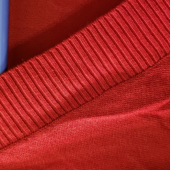 NWT New York & Company V-Neck Bell Sleeve Sweater in Color Pouring Red.Large. - Picture 6 of 7